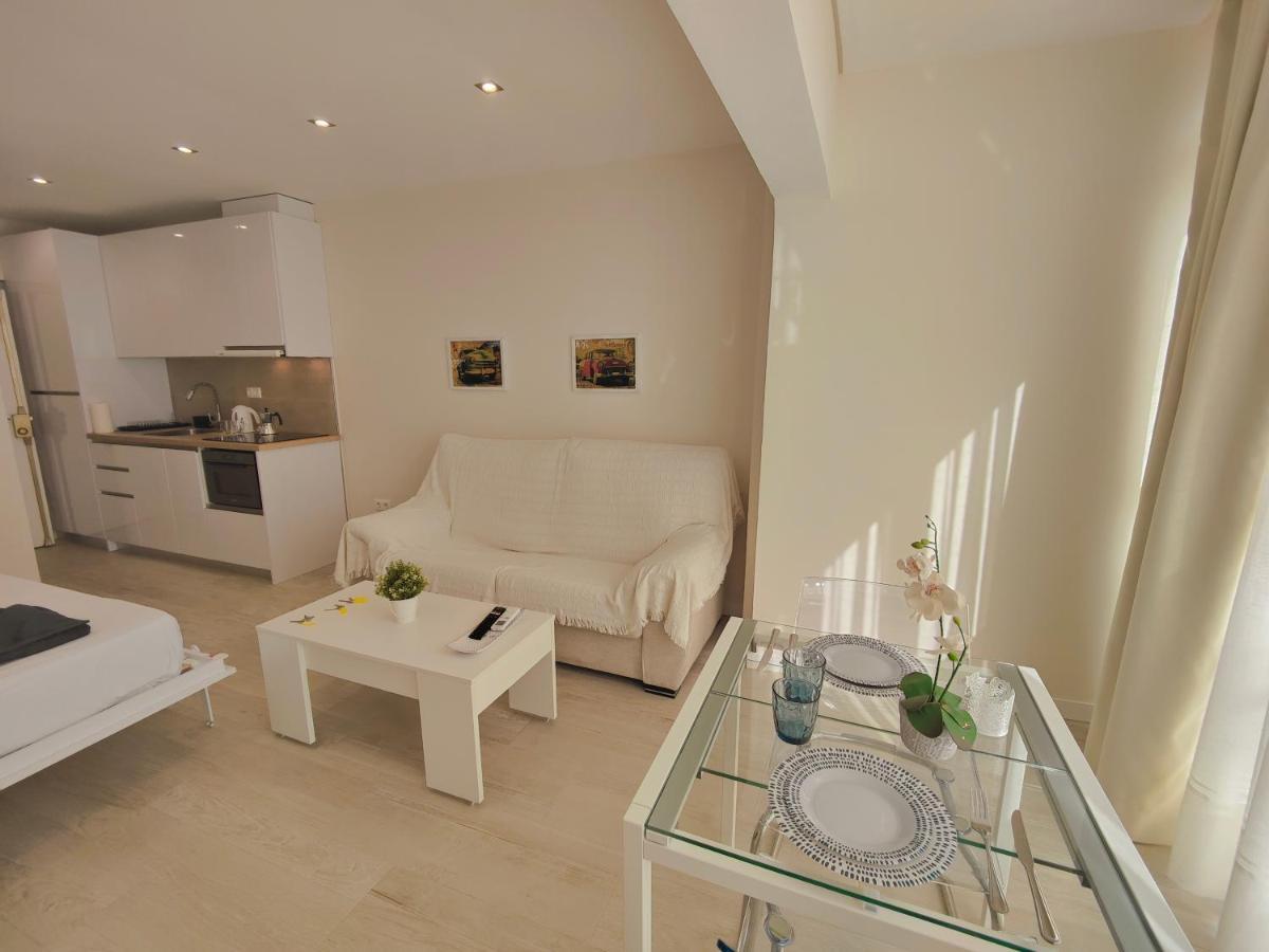 Coconut Begona Studio Torremolinos Exterior foto